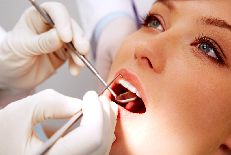 На этапе лечения зубов