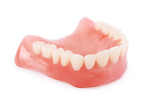 Керамические зубные вкладки — альтернатива традиционным пломбам 